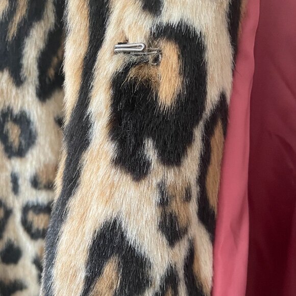 Apparis Faux Fur Leopard Coat - Picture 13 of 16